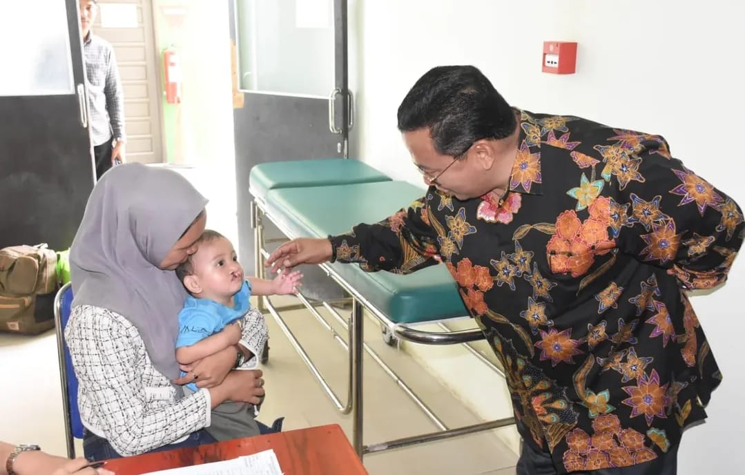 Wakil Bupati Kubu Raya Tinjau Operasi Bibir Sumbing Gratis, Bantu Ringankan Beban Warga 