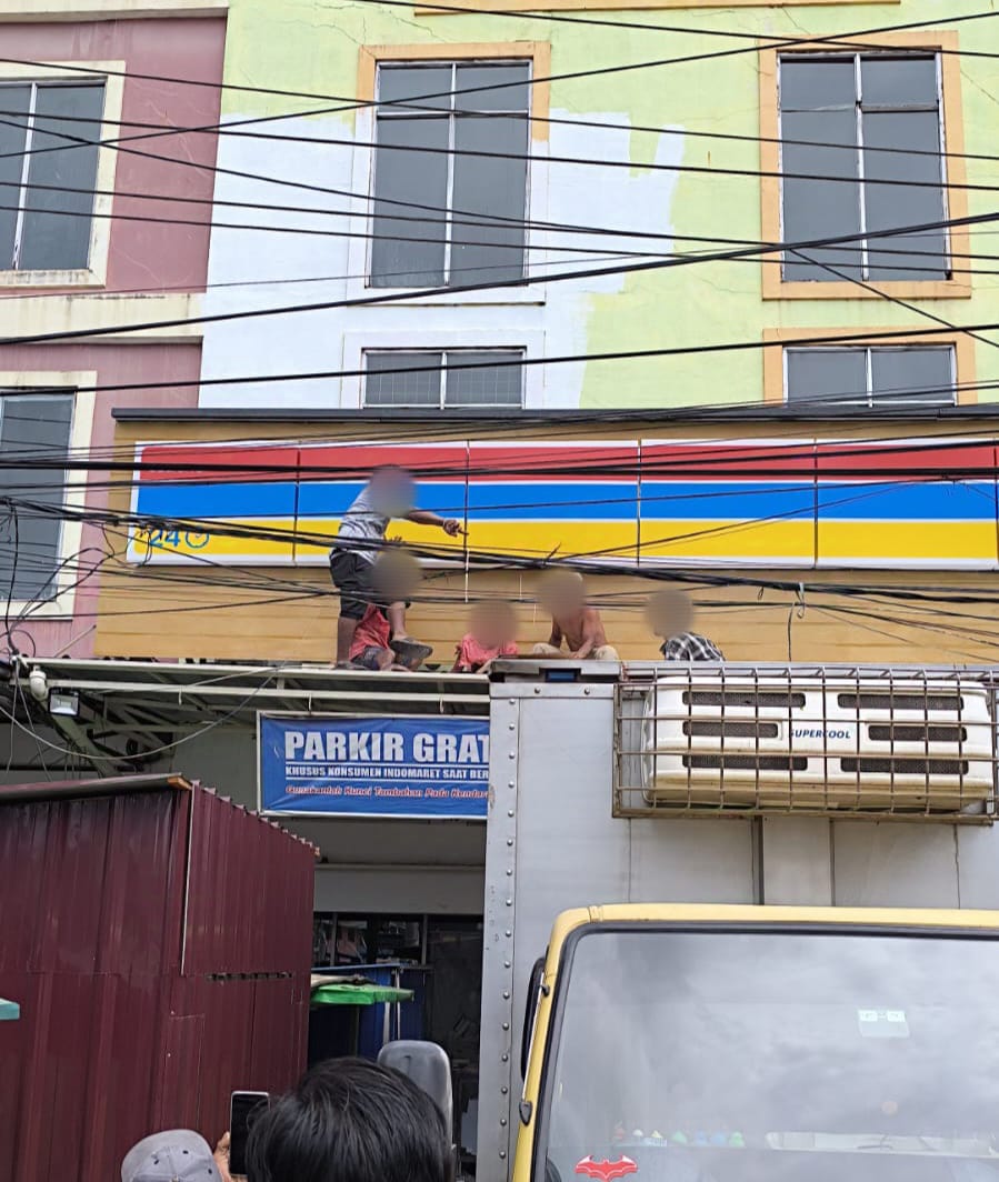 Polisi Ungkap Kronologi Pekerja Tersengat Listrik di Indomaret Sungai Pinyuh