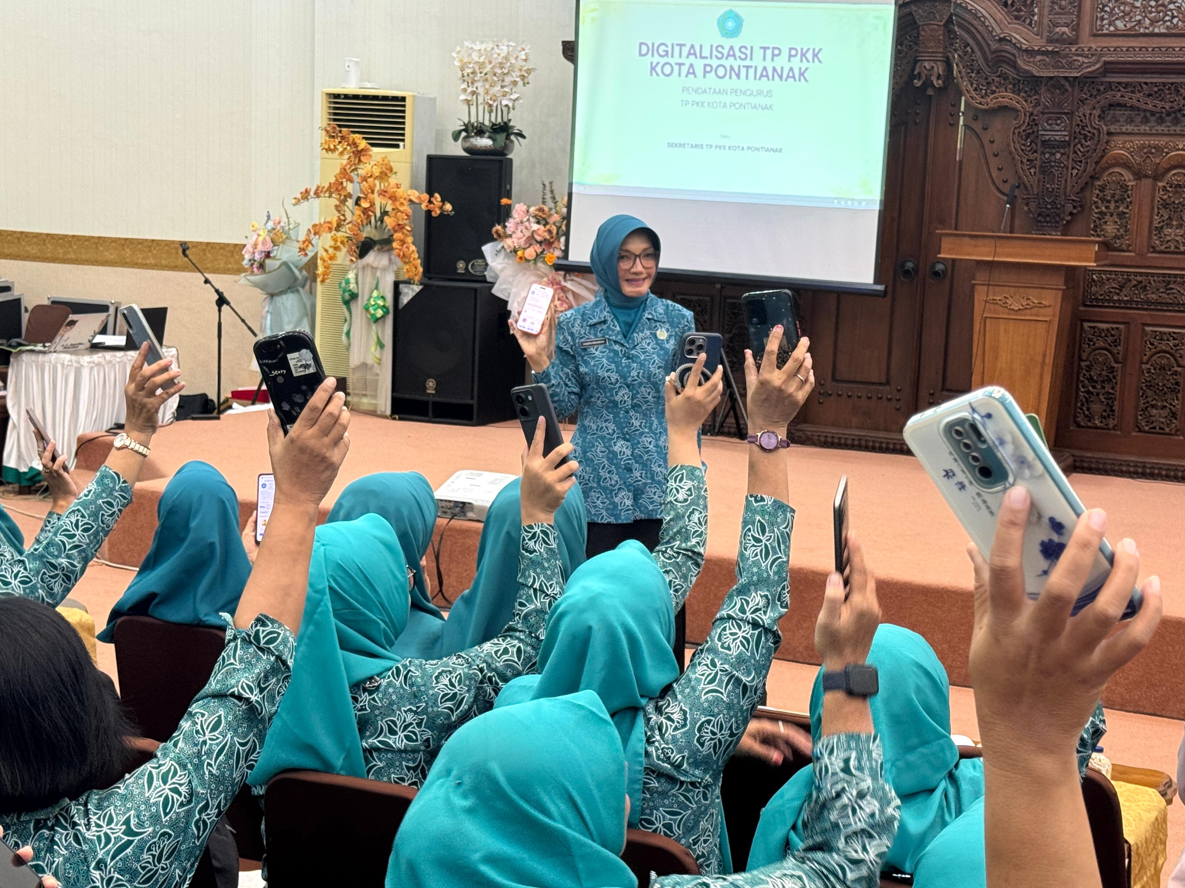 PKK Kota Pontianak Mulai Transformasi Digital, Data Manual Beralih ke Sistem Digital