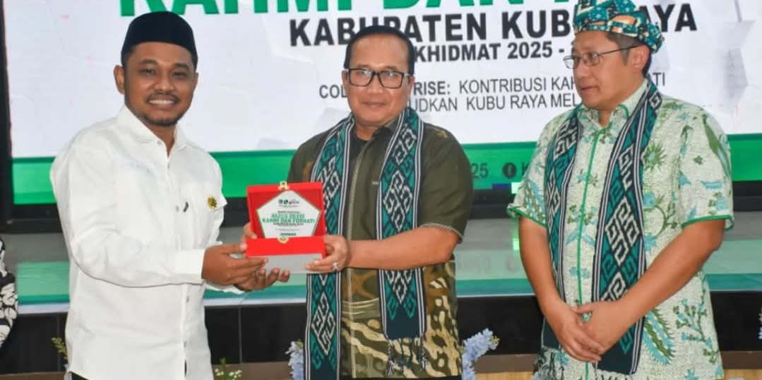 Pelantikan KAHMI–FORHATI Kubu Raya, Bupati Sujiwo Tekankan Integritas ASN Alumni HMI