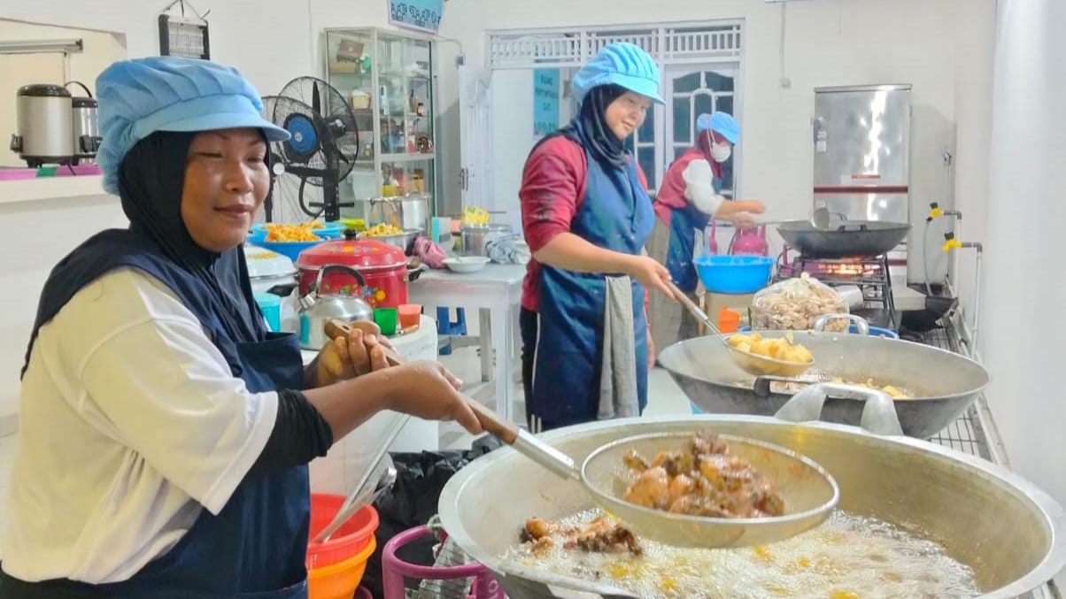 BGN akan Rekrut Masyarakat Miskin untuk Kerja di Dapur MBG