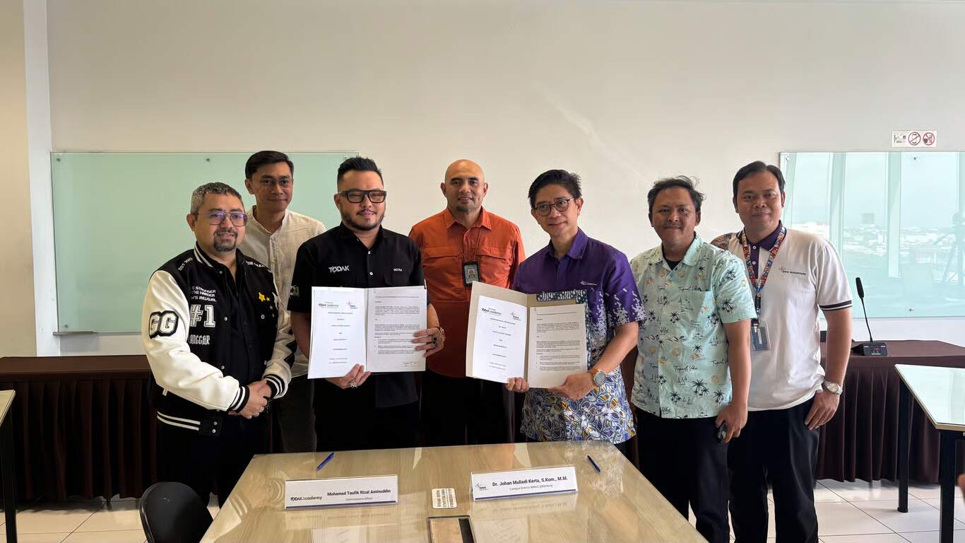 Kolaborasi BINUS Bandung dan Todak Academy Tingkatkan Keahlian Digital Mahasiswa
