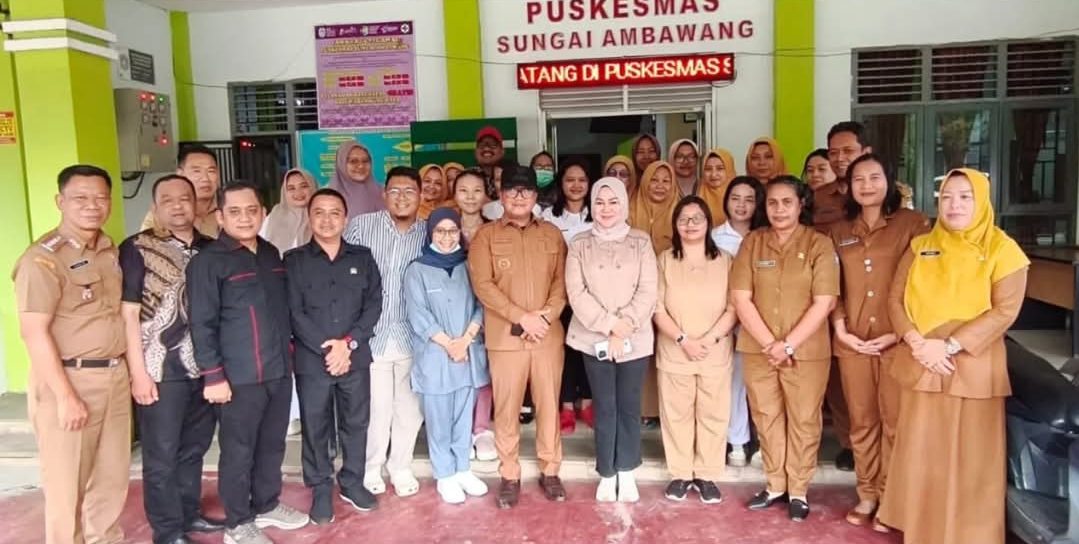 Bupati Kubu Raya Motivasi Tenaga Kesehatan saat Tinjau Puskesmas Sungai Ambawang