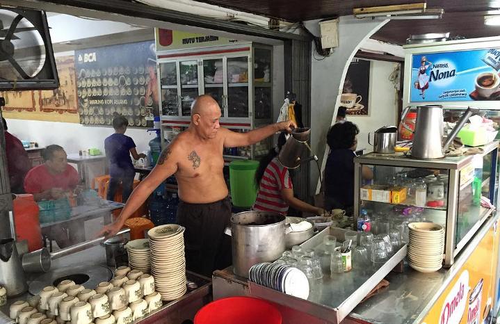 Pontianak Tidak Hanya Bercerita Tentang Sungai, Tetapi Ada Juga Budaya Kopi yang Wajib Kamu Coba