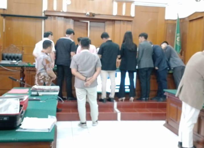 Nany Widjaja dan Dahlan Iskan Serahkan Bukti Tambahan dalam Gugatan Terhadap Jawa Pos