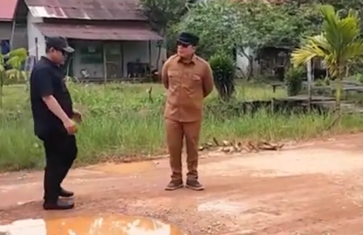 Bupati Kubu Raya Tinjau Progres Pembangunan Ring Road Melintasi 8 Desa, Target Rampung 2027