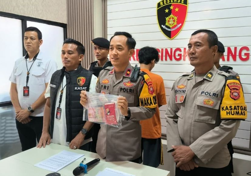 Seorang Pemuda di Singkawang Diamankan Polisi, Diduga Jual Pacar di Bawah Umur Lewat Aplikasi Hijau