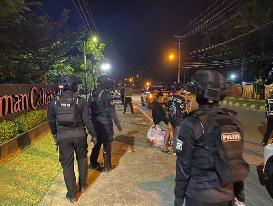 Antisipasi Tawuran dan Balap Liar: Polres Singkawang Bubarkan Remaja di Tiga Titik Strategis