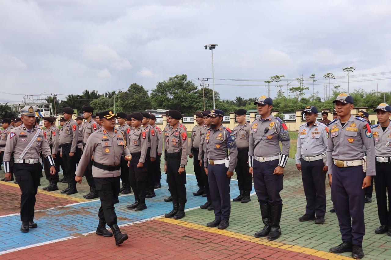 Polres Kubu Raya Gelar Apel Operasi Lilin Kapuas 2024, Siap Amankan Natal dan Tahun Baru