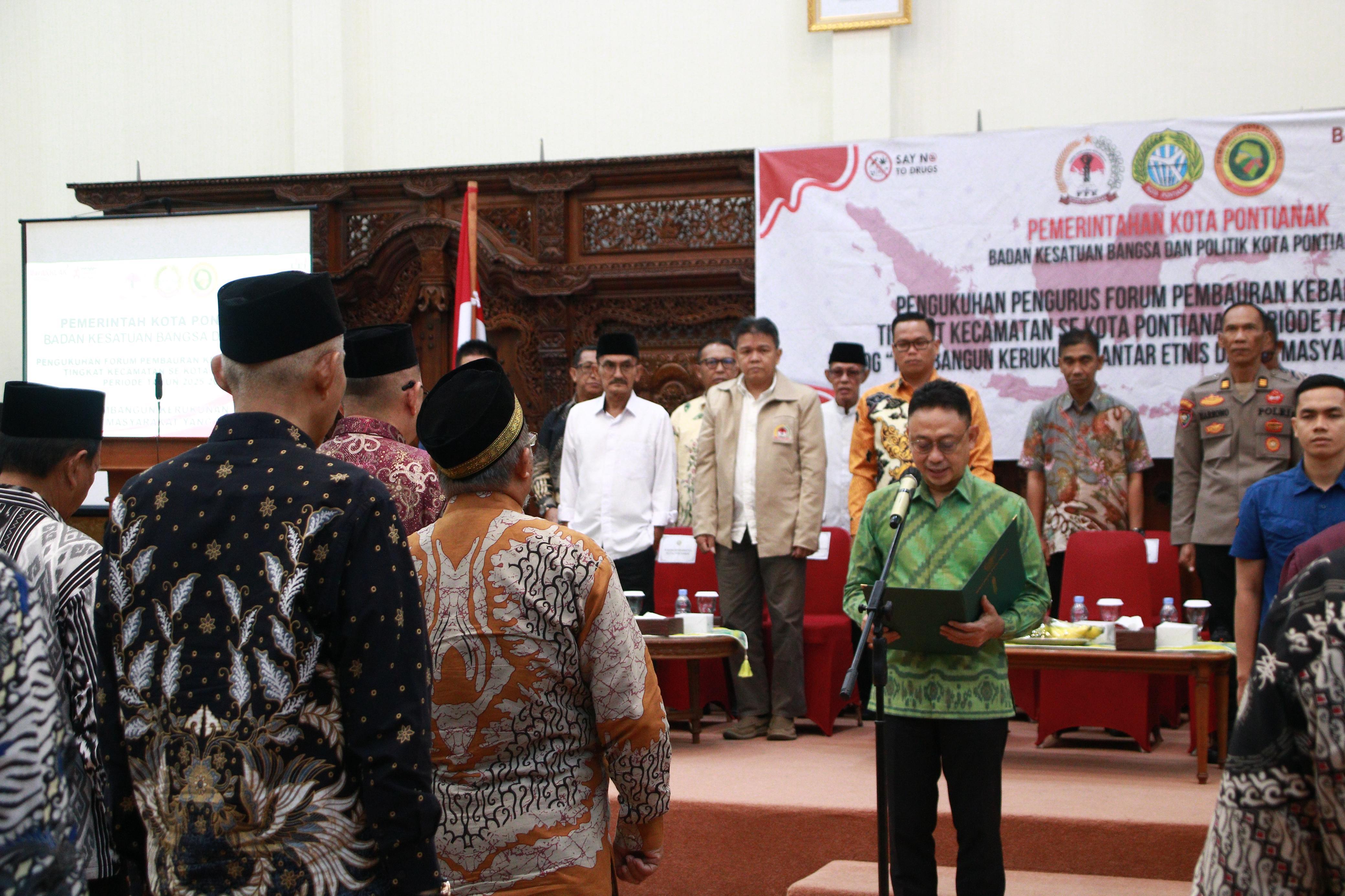 FPK Kecamatan se-Kota Pontianak Resmi Dikukuhkan, Wako Edi Kamtono Ajak Jaga Keharmonisan