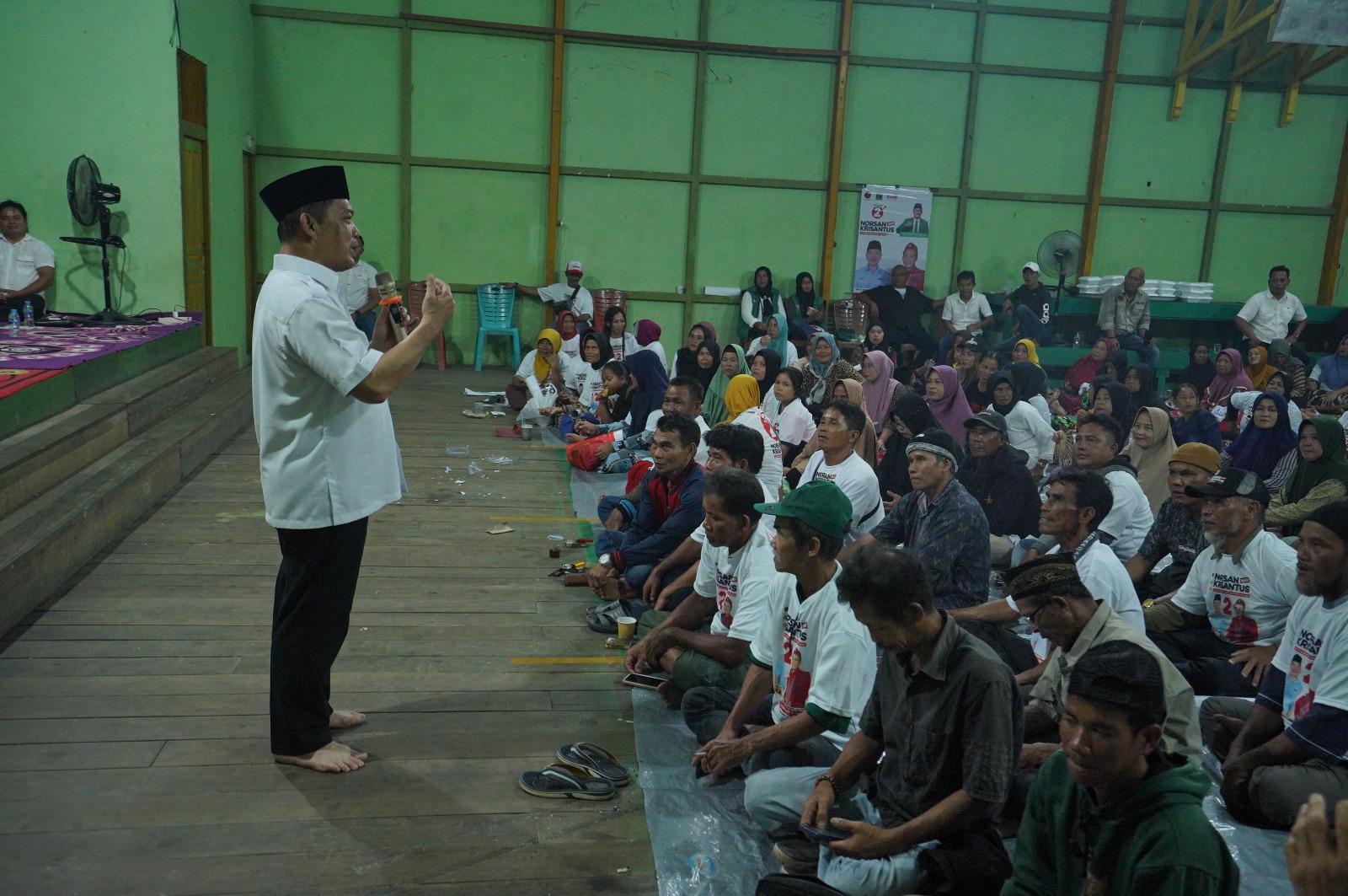 Masyarakat Penambang Emas di Semangut Bunut Hulu Minta Perlindungan Norsan-Krisantus