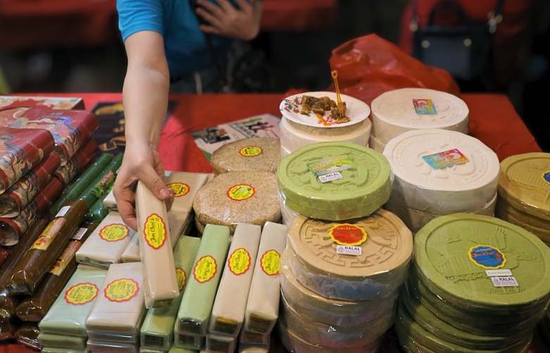 Mengenal Festival Moon Cake: Simbol Kebersamaan dan Keharmonisan Keluarga Tionghoa