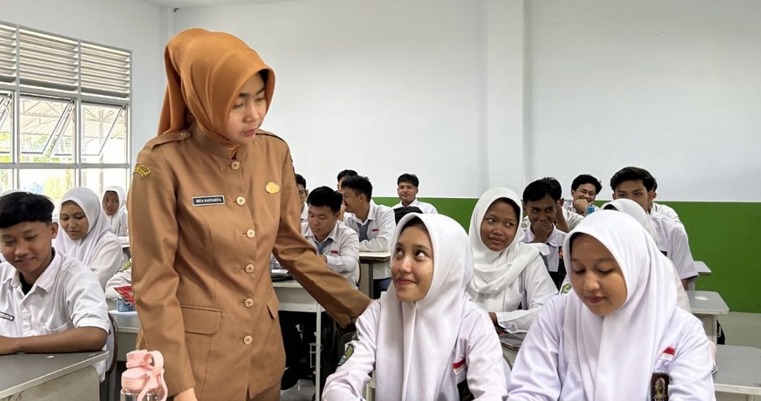 Disdikbud Kalbar Imbau Sekolah Kurangi Aktivitas Luar Kelas Selama Kabut Asap