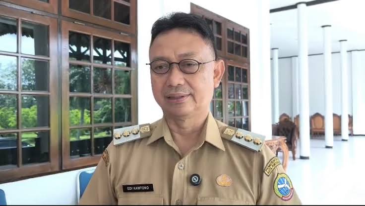 Lampu Jogging Track GOR SSA Padam Dicuri, Wali Kota Pontianak Langsung Minta Diganti