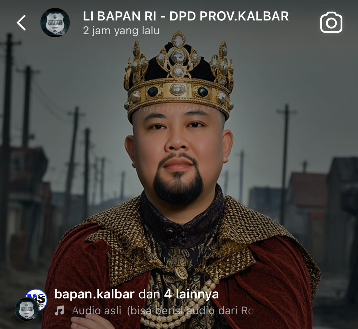LI Bapan Kembali Sindir Dugaan Korupsi Bupati Melawi Lewat Poster Satir “The King of Corruption”
