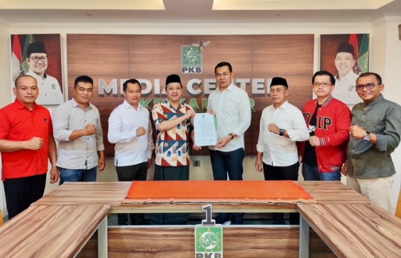 Gerindra & PKB Serahkan Rekomendasi untuk Sis dan Sukardi sebagai Calon Bupati dan Wakil Bupati Kapuas Hulu