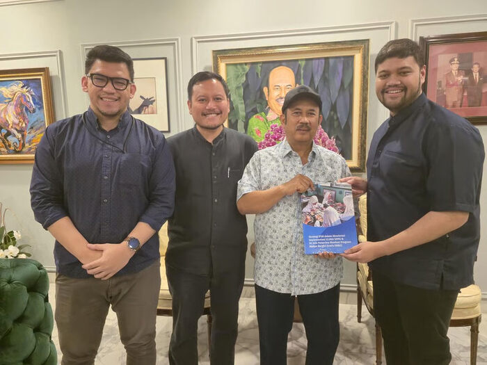 IFSR Serahkan Buku Strategi MBG kepada Menteri PPN/Kepala Bappenas RI: Upaya Menuju Generasi Emas 2045