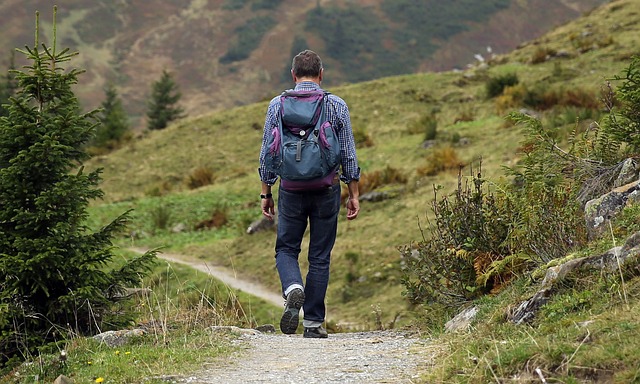 Mengarungi Puncak, Daftar Sepatu Trekking yang Ideal untuk Mendaki Gunung