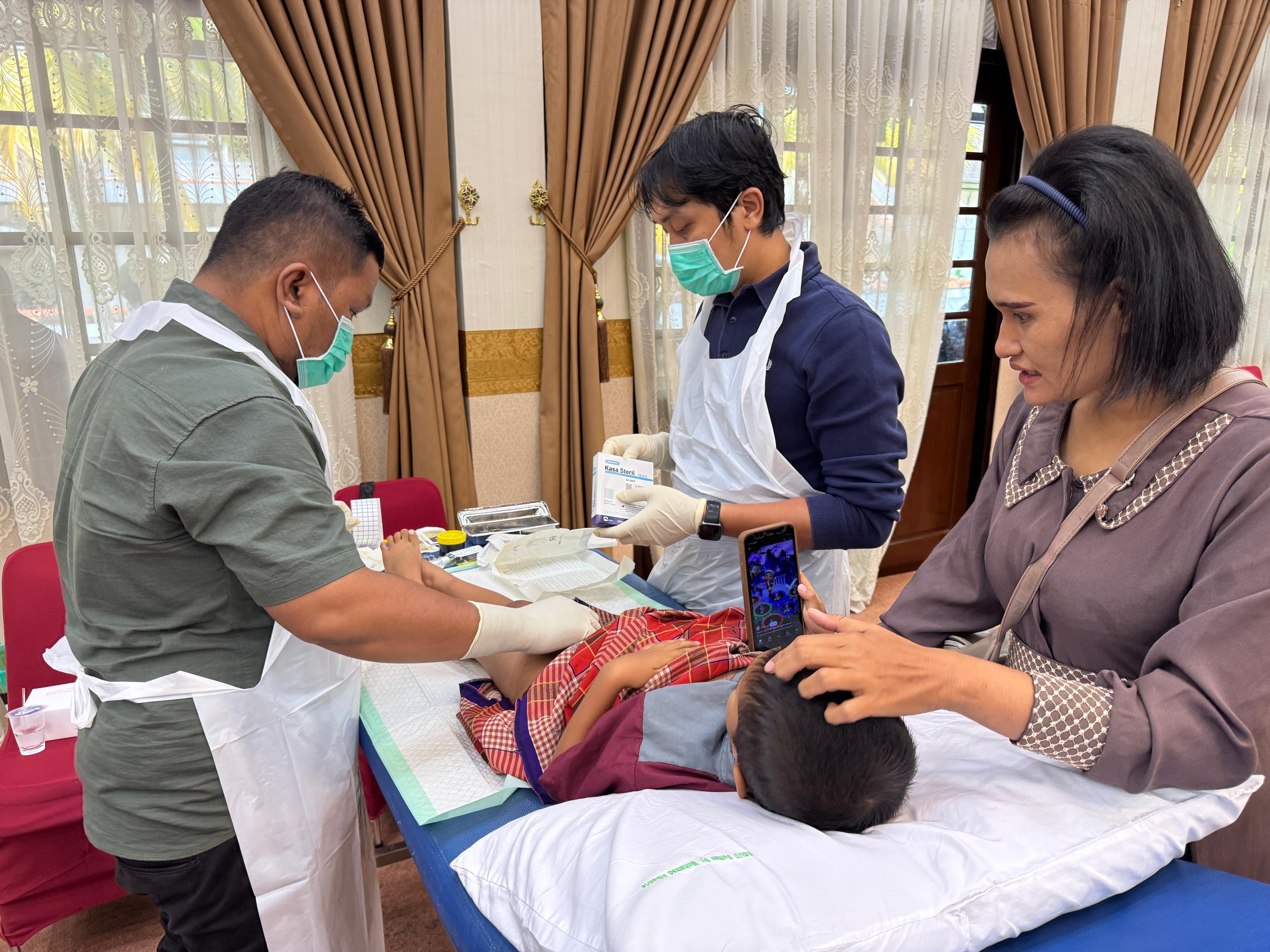 100 Anak Yatim dan Dhuafa Ikuti Khitan Massal Gratis di Pontianak