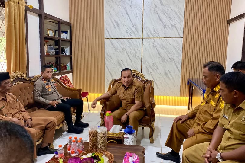 Dukung Investasi Bermanfaat, Sujiwo Minta Perusahaan Rekrut Naker Lokal