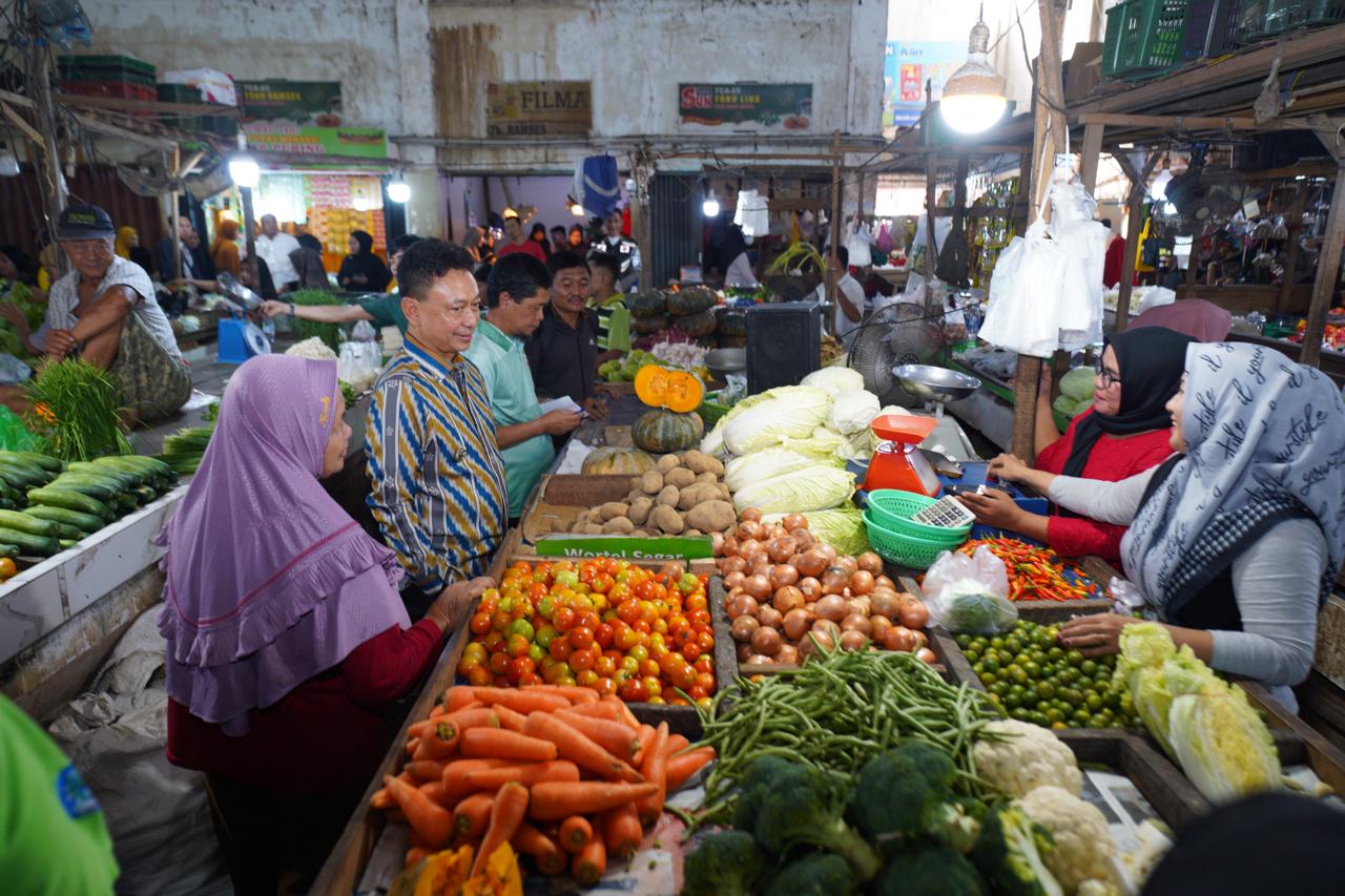 Jelang Idulfitri, Wali Kota Pontianak Pastikan Harga Bahan Pokok Terkendali