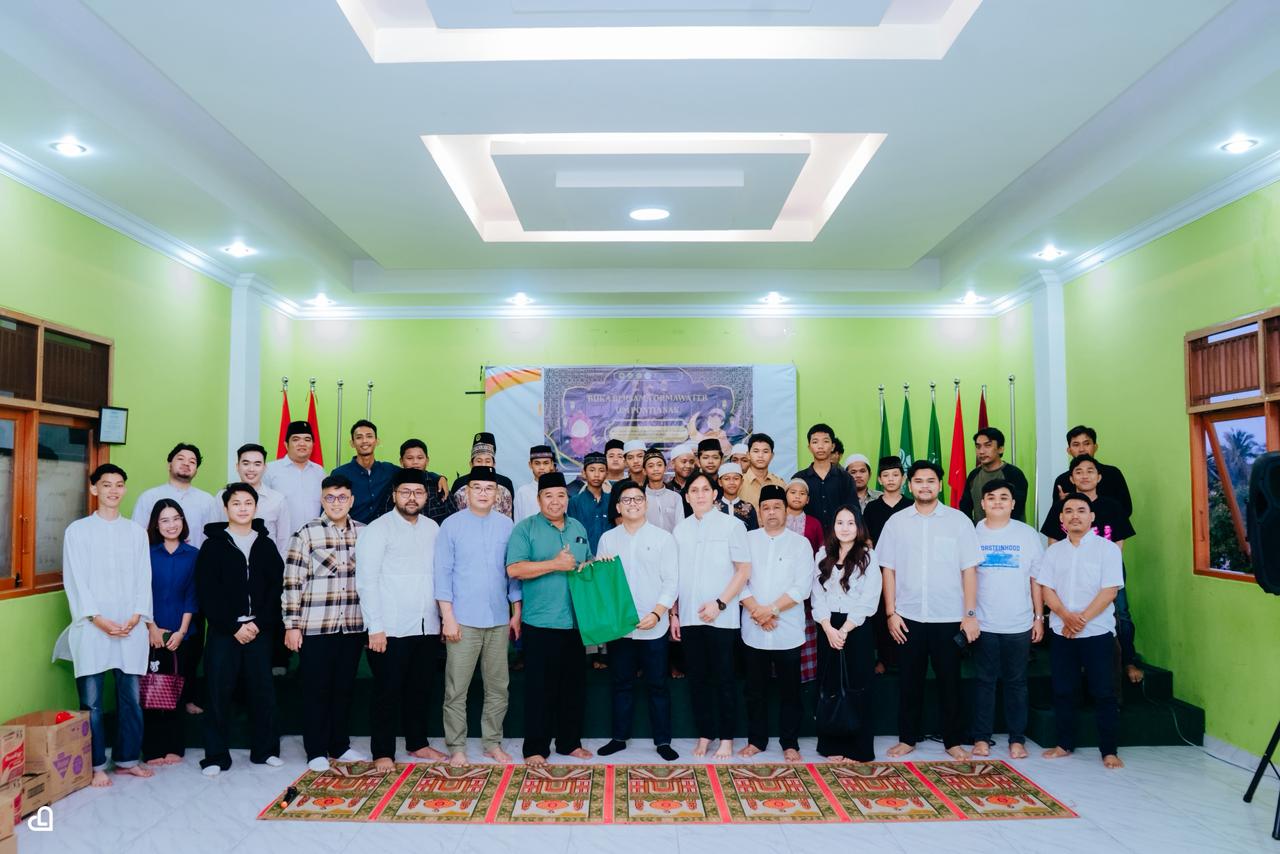 Taruna Merah Putih Kalbar Adakan Buka Puasa Bersama Anak Yatim di Pontianak