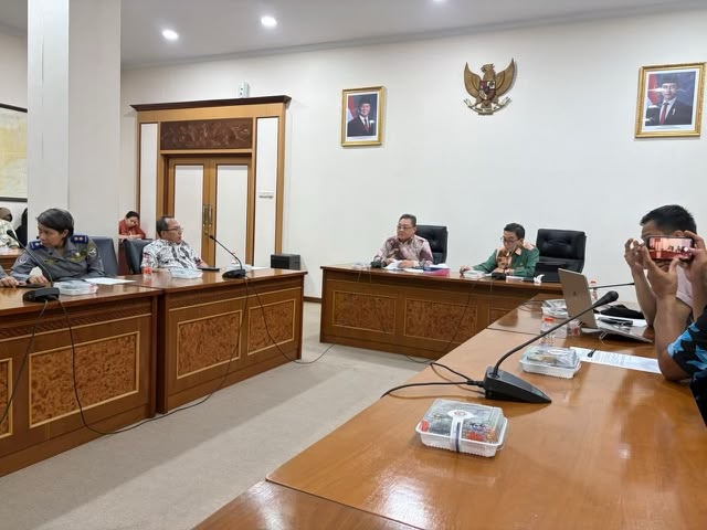Dengar Keluhan Operator, Pemprov Kalbar Siapkan Surat ke Menhub soal Pelayaran Sungai