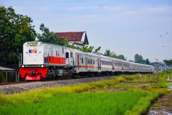 KAI Daop 9 Jember Catatkan OTP Tinggi dan Zero Accident Nataru 2025/2026
