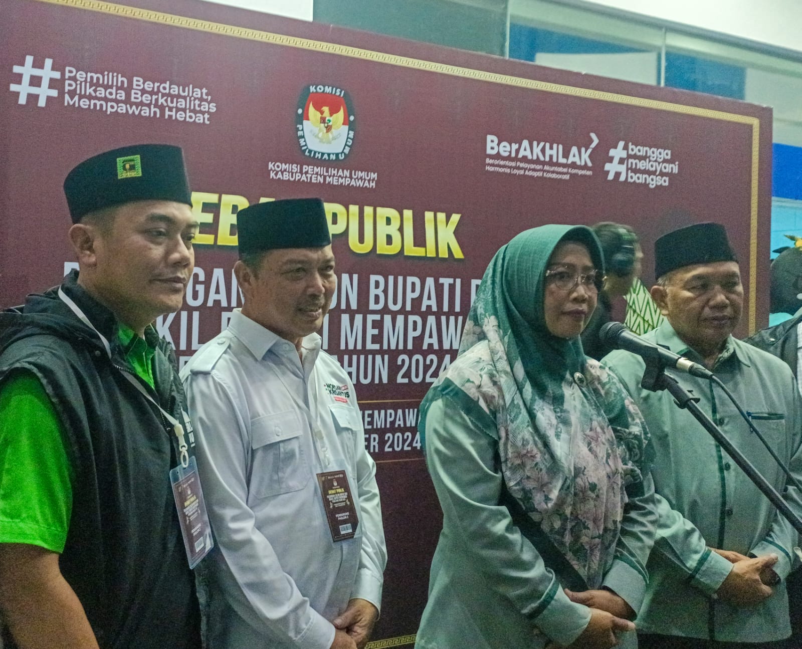  Erlina-Juli Ungkap Capaian dan Rencana Program Kerja Pasca Debat Pilkada Mempawah