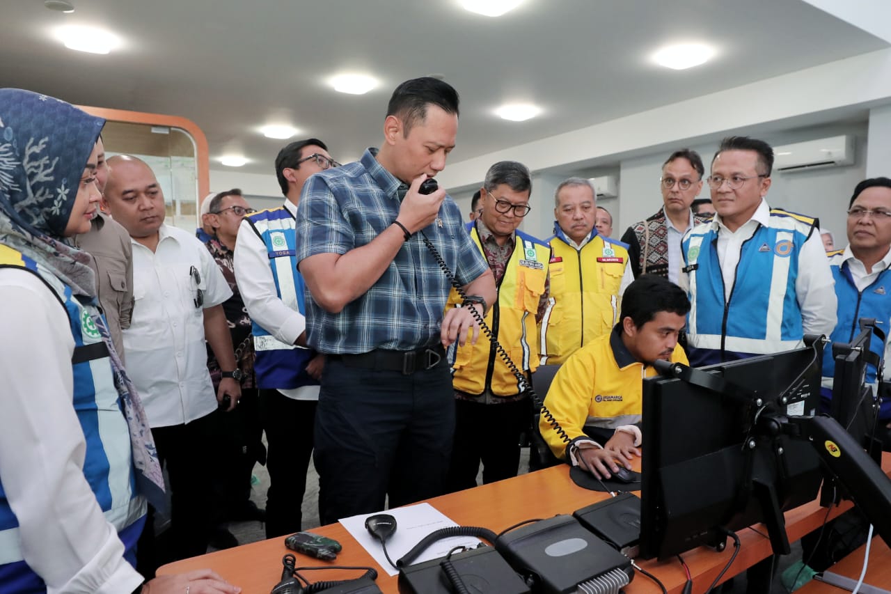 Cek Kesiapan Jasa Marga Tollroad Command Center, Menko AHY Apresiasi Potongan Tarif Tol di Ruas Tertentu