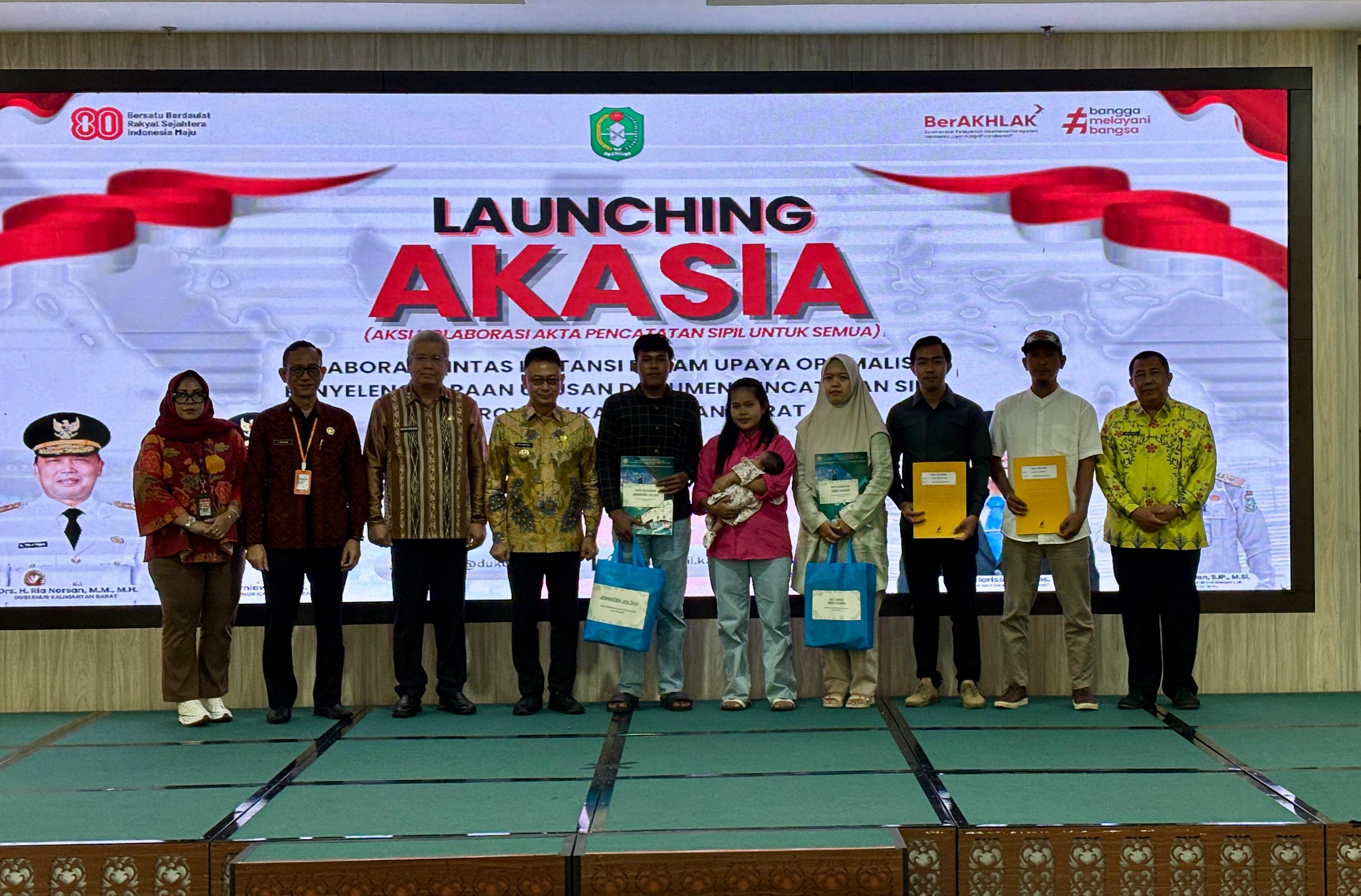 Pemprov Kalbar Luncurkan Inovasi AKASIA, Wali Kota Pontianak Apresiasi Layanan Dukcapil Cepat