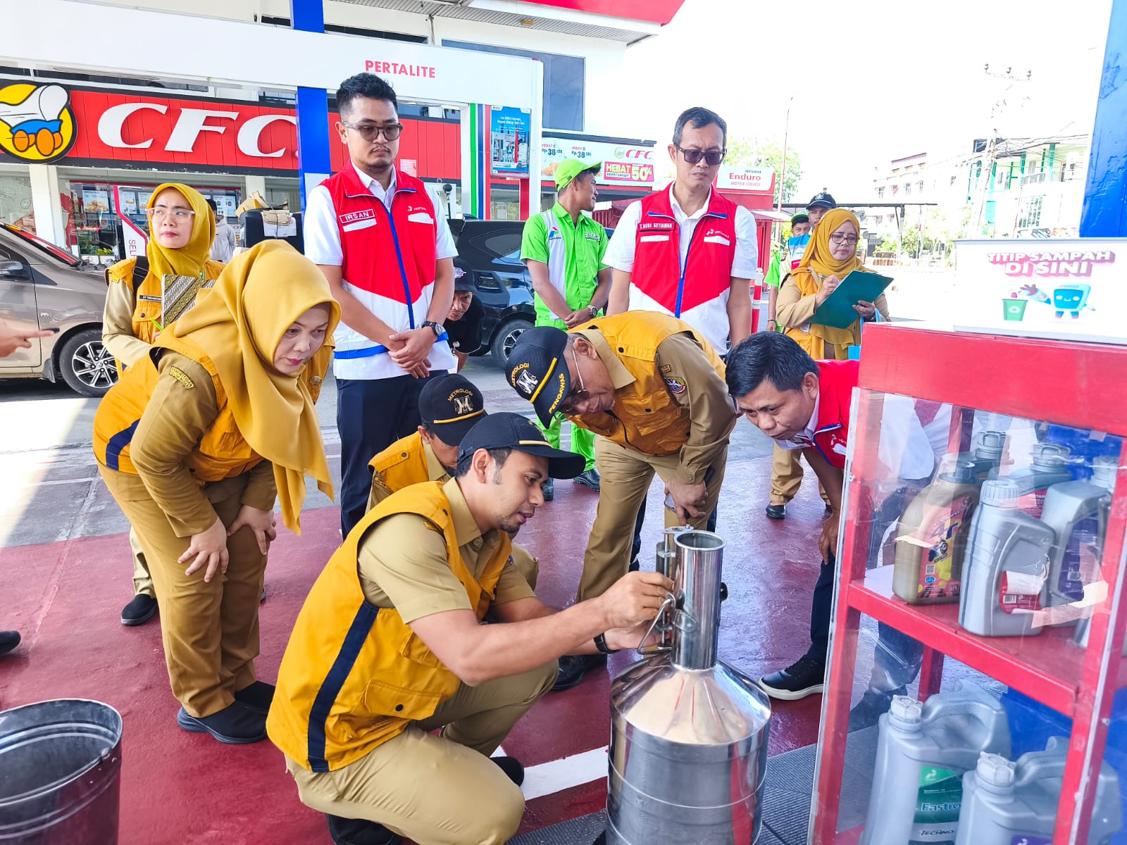 Pastikan Takaran BBM Sesuai Jelang Lebaran, Pemkot Pontianak dan Pertamina Sidak SPBU