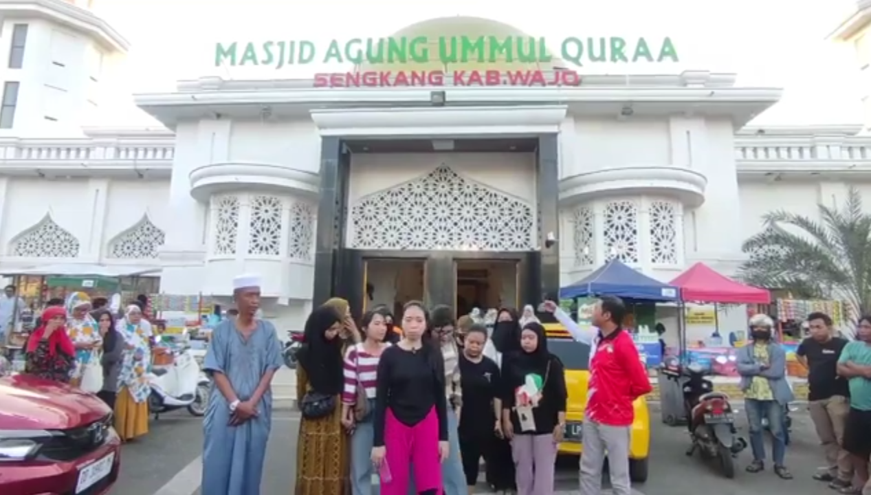 Usai Viral Video Dugem di Depan Masjid Sengkang Sulawesi Selatan, Komunitas Muda Mudi :  Kami Memohon Maaf