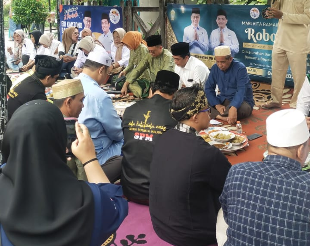 Ramai dan Meriahkan Acara Robo-Robo, Edi Kamtono dan Bahasan Gelar Silaturahmi di Kelurahan Banjar Serasan