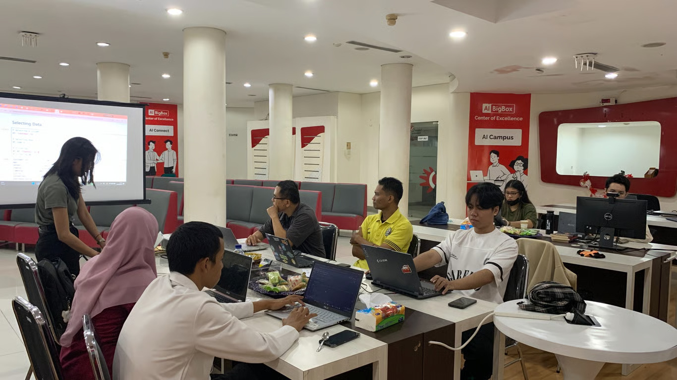Bekali Talenta Digital dengan Keterampilan Analisis Data, Telkom AI Center Bali Hadirkan Pelatihan Python 