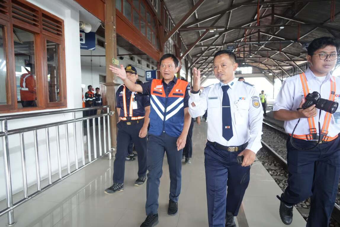 Jelang Nataru 2025/26, KAI Bersama KNKT dan DJKA Kemenhub Lakukan Inspeksi