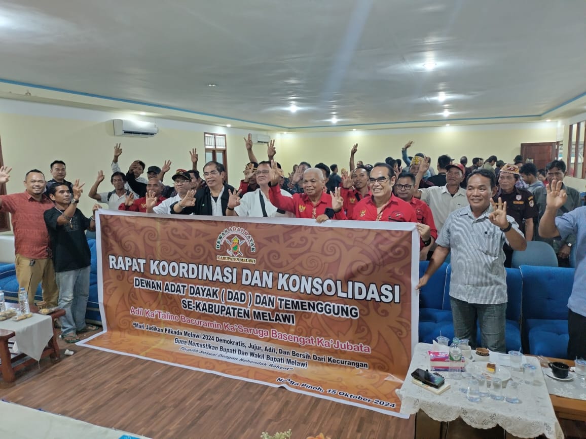 Jakius Gelar Rapat Koordinasi dan Konsolidasi dengan Dewan Adat Dayak dan Temenggung di Nanga Pinoh