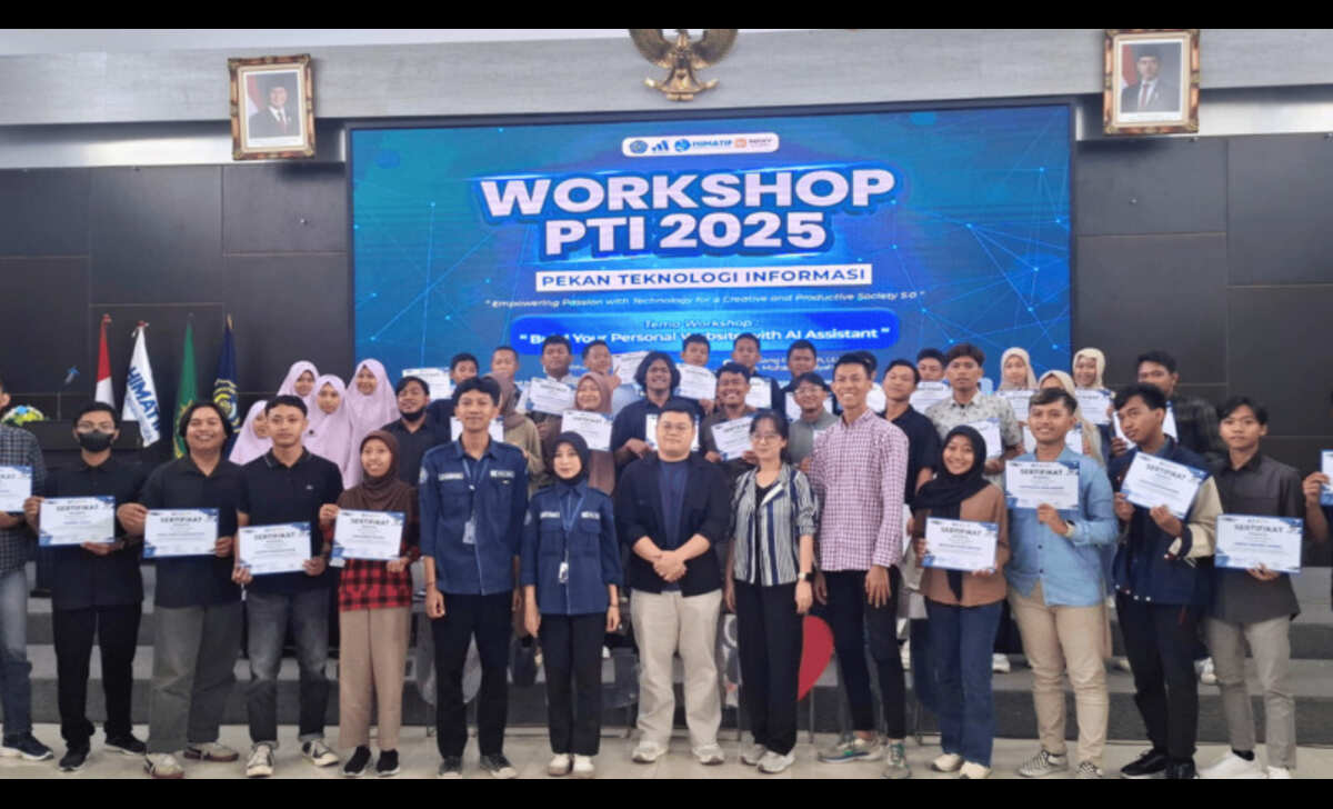 MAXY Academy Berkolaborasi di Workshop PTI 2025 Universitas Muhammadiyah Gresik: Kupas Personal Branding & AI