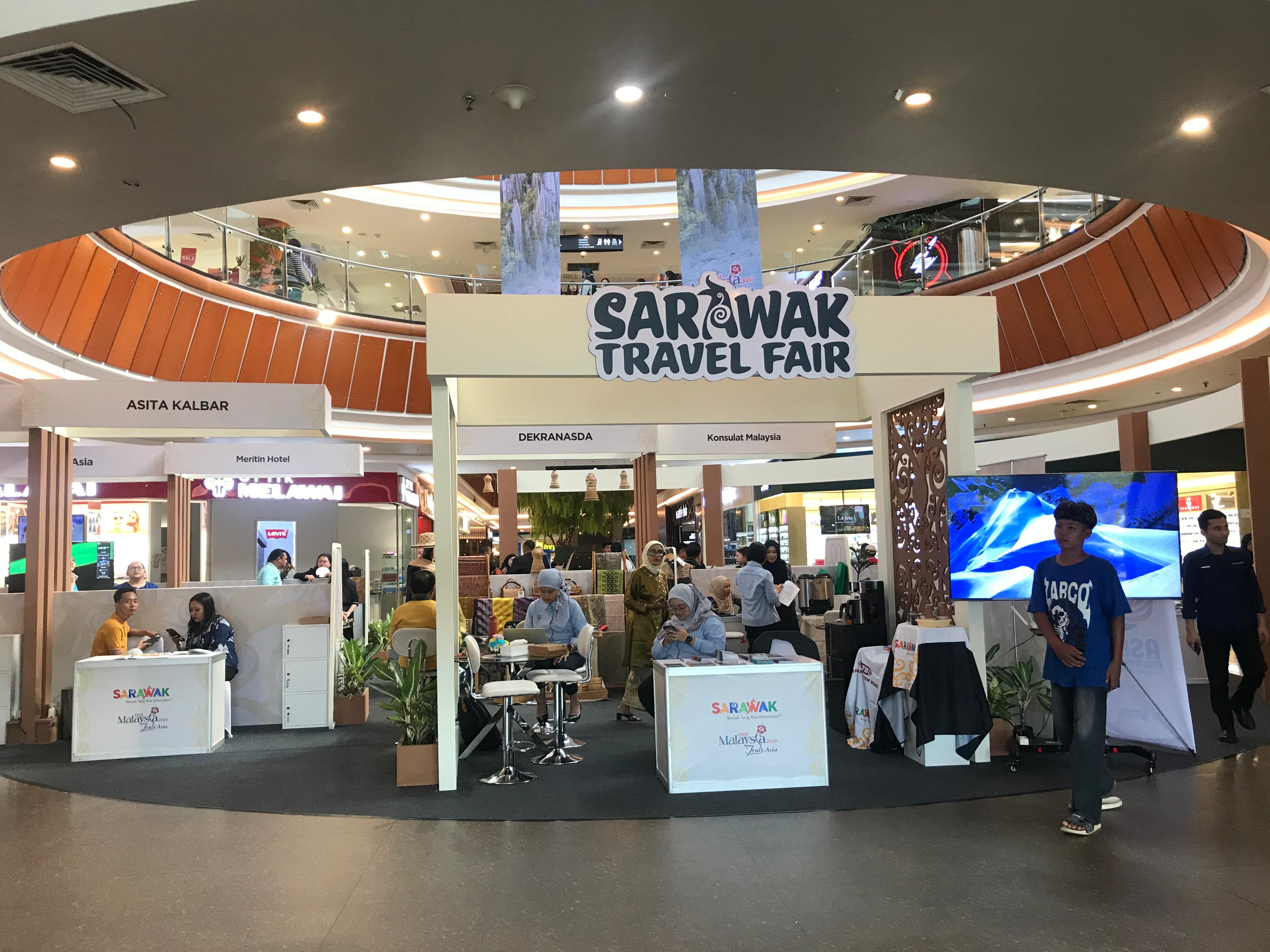 Jembatan Wisata dan Kesehatan Sarawak–Kalbar: Travel Fair Dibuka, Penerbangan Pontianak–Kuching Diluncurkan