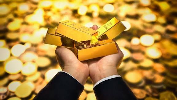 Harga Emas Hari Rabu 18 Februari 2026: Antam Bertahan, Pegadaian Melemah