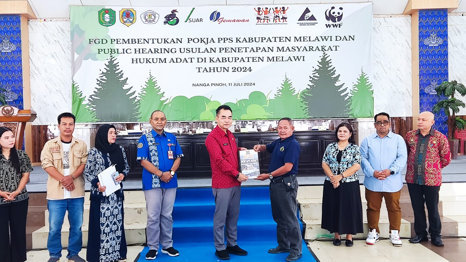 Pasak Kebebu Serahkan Dokumen Usulan Pengakuan MHA ke Pemkab Melawi