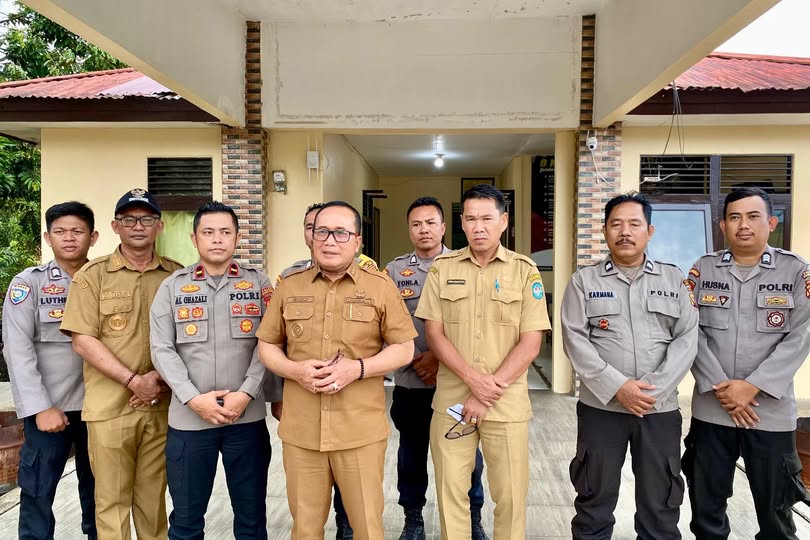 Tinjau Polsek KMB, Bupati Sujiwo Janji Bangunan Baru Tahun Depan