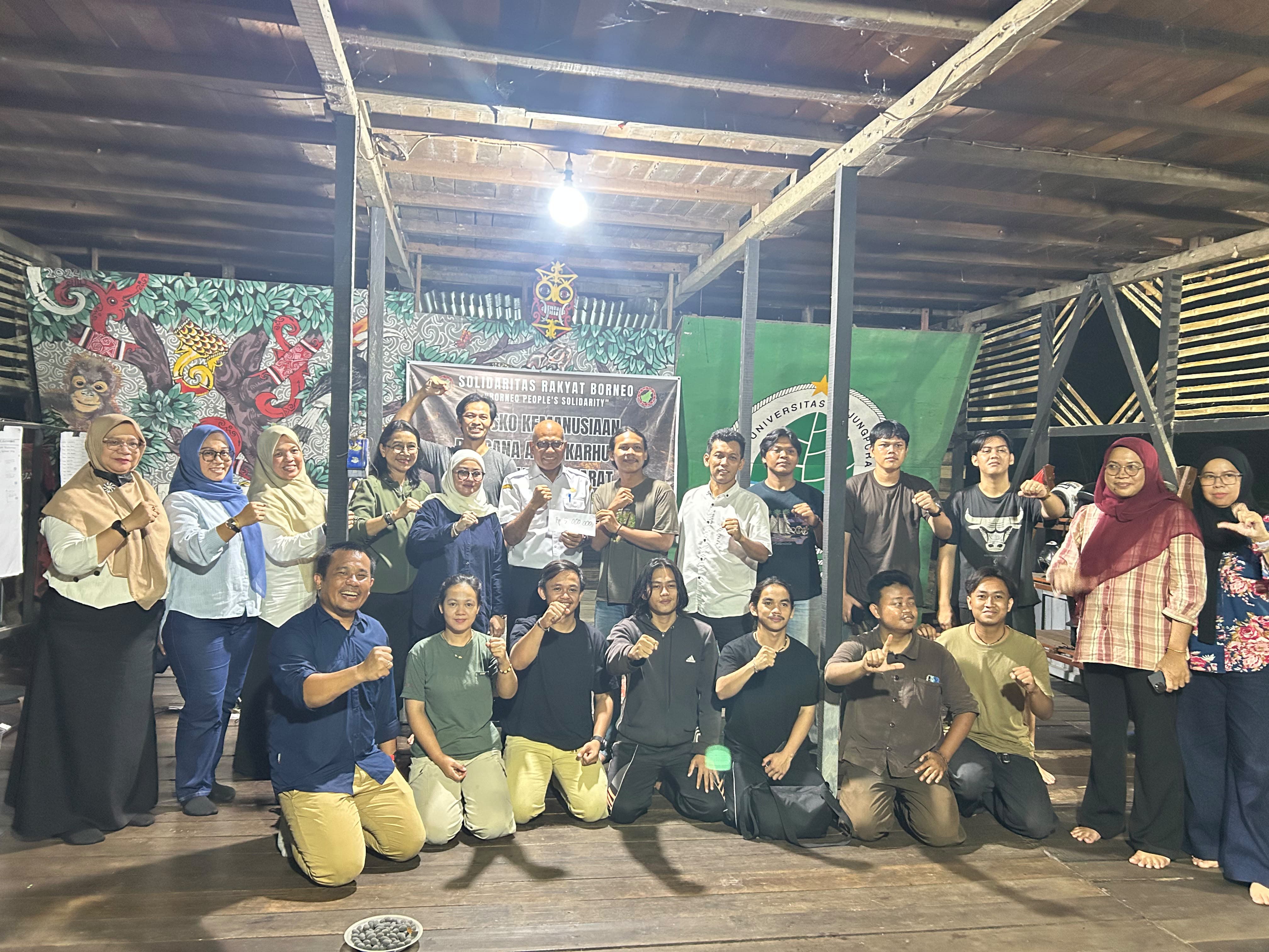 Pemprov Kalbar Dukung Relawan Bantu Padamkan Karhutla di Kawasan Taman Nasional Gunung Palung
