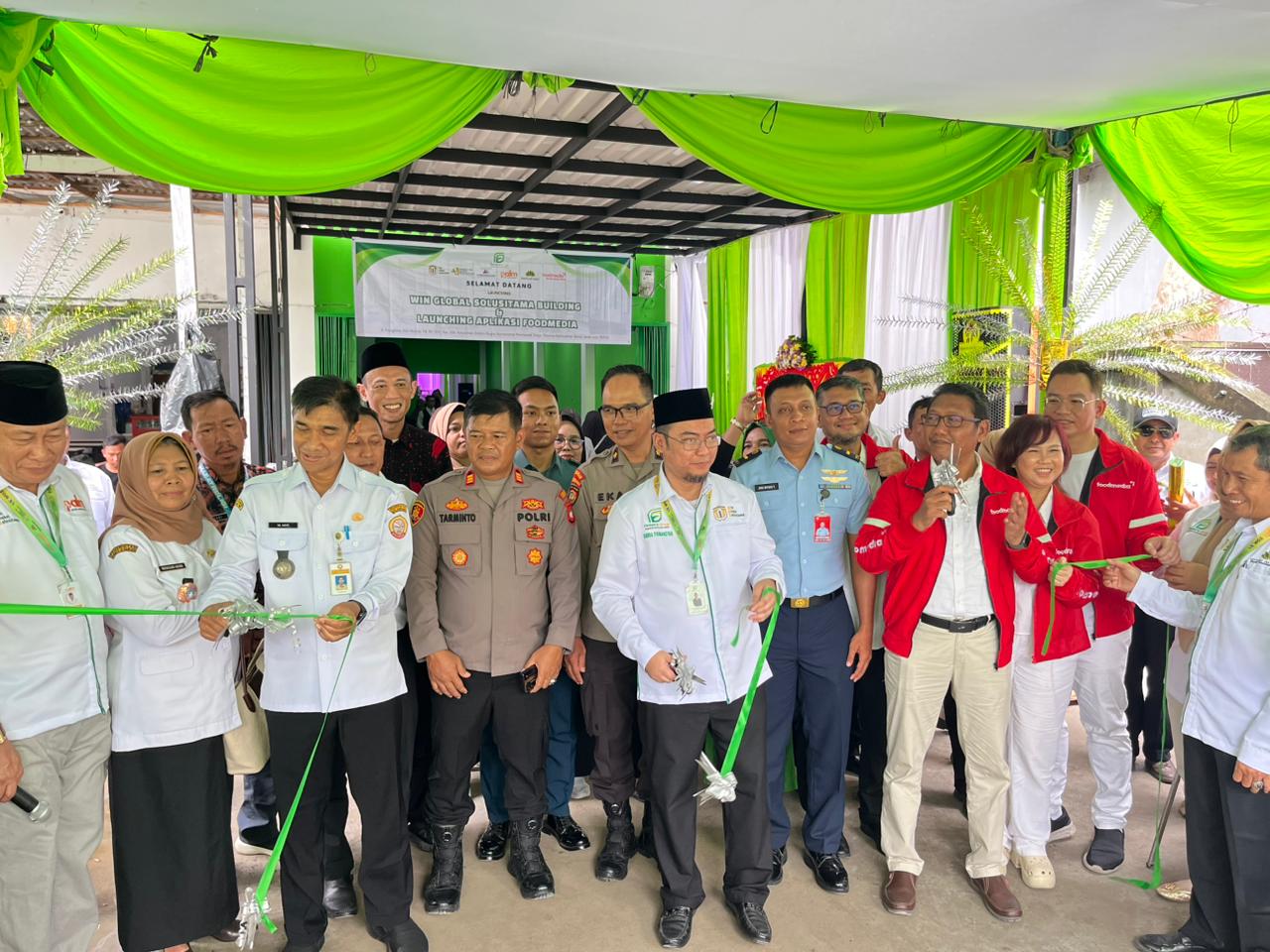Win Global Solusitama Building dan Aplikasi Foodmedia Resmi Diluncurkan di Pontianak