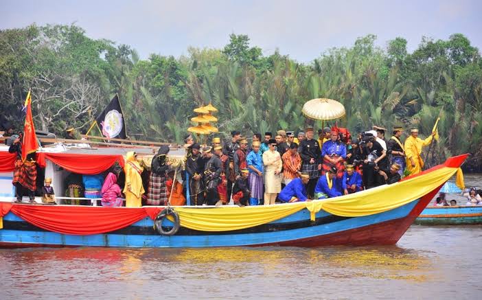 Mengenal Sejarah Robo-Robo, Tradisi Tolak Bala yang Dilakukan Pada Hari Rabu Bulan Safar