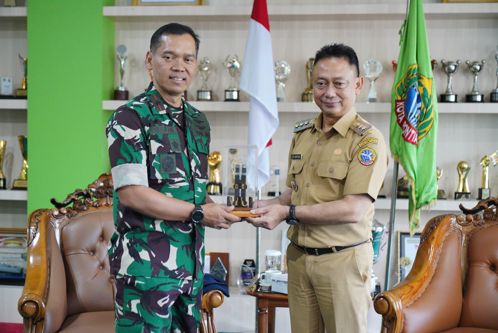 Wali Kota Edi Kamtono Terima Kunjungan Danlanud Supadio