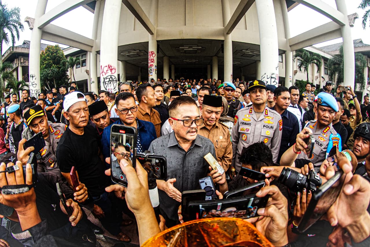 Ketua DPRD Kalbar Tegaskan Aspirasi Mahasiswa akan Dibawa ke Pusat: DPR RI dan Presiden