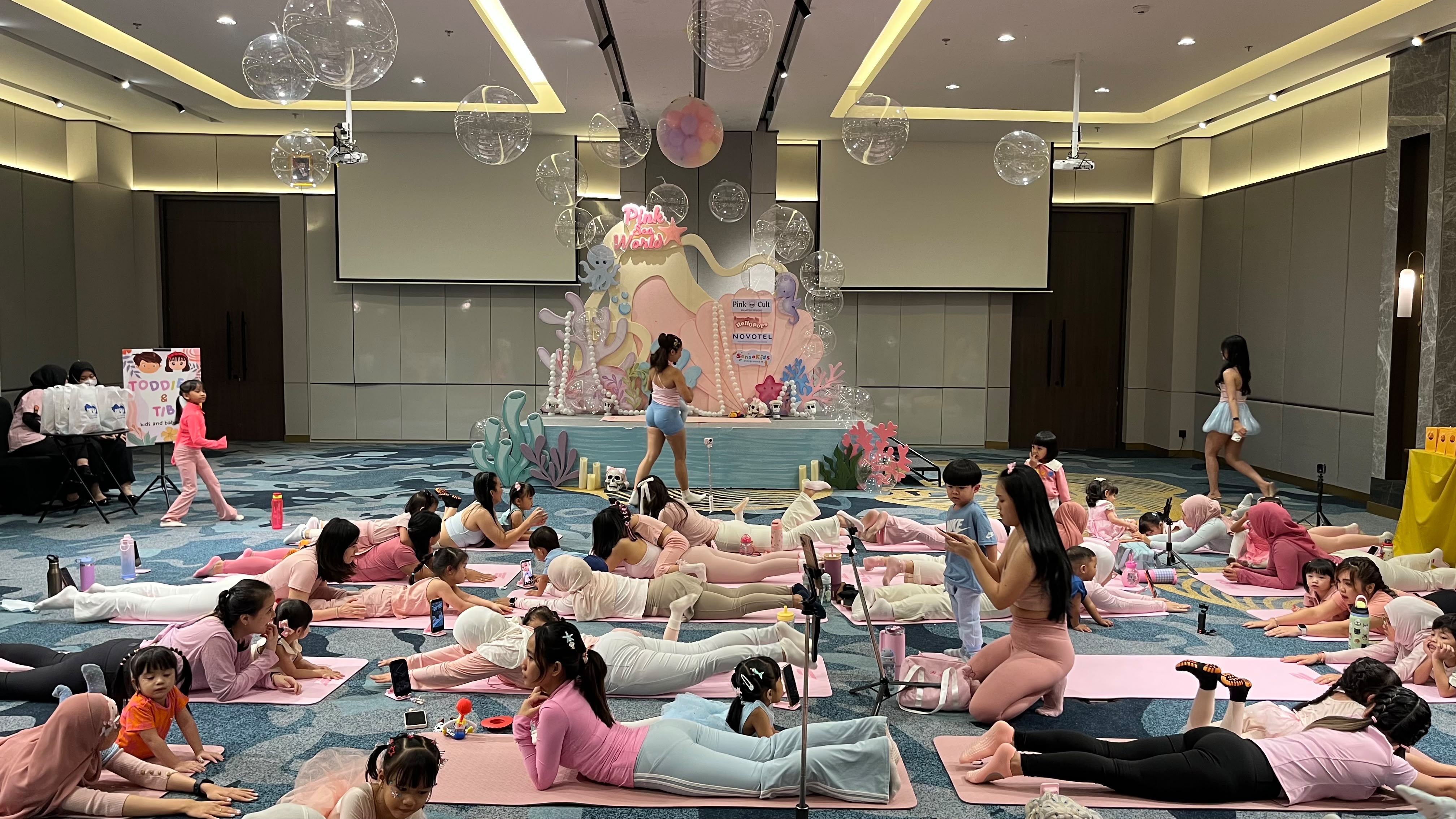 Makin Ramah Keluarga, Novotel Pontianak Hadirkan Mom & Kids Experience