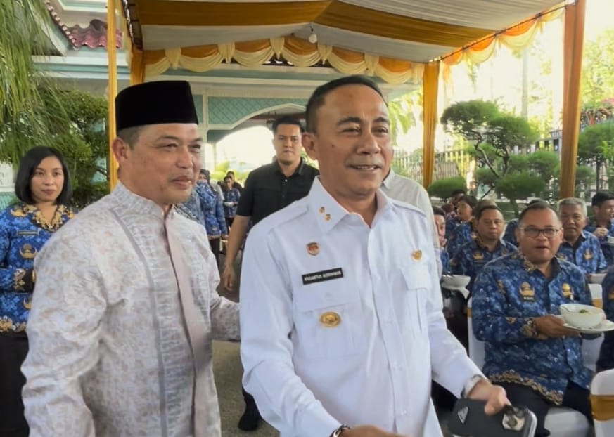 Momen Hangat Wagub Kalbar Krisantus Kurniawan Sambangi Rumah Pribadi Gubernur Ria Norsan