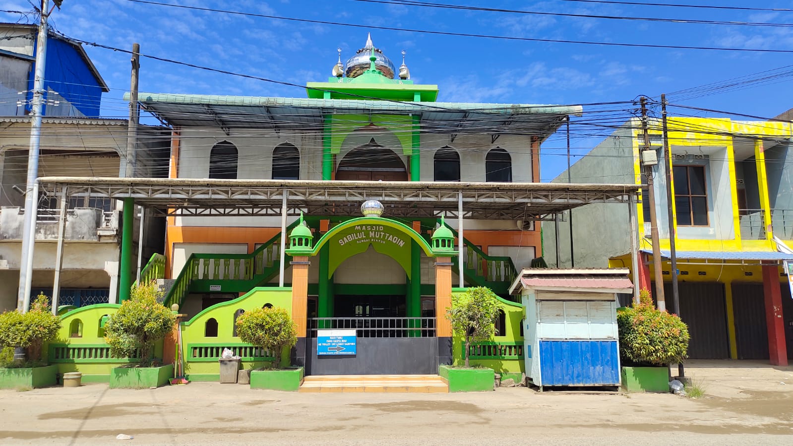 Daftar Khatib dan Imam Shalat Jumat Kabupaten Mempawah Hari Ini, 18 Oktober 2024 